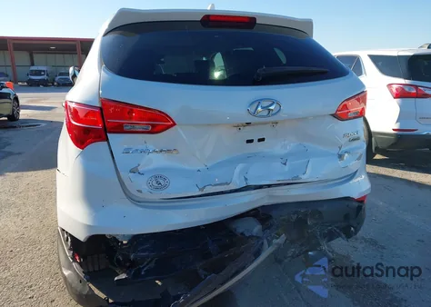 2016 Hyundai Santa Fe Sport 2.4L z USA, uszkodzony, nr VIN 5XYZUDLB8GG373081
